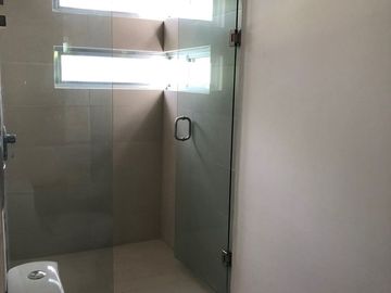CASA EN VENTA EN CUMBRES DEL LAGO CON ROOF GARDEN