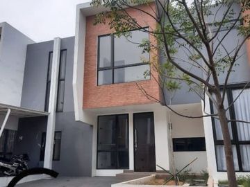 Rumah Siap Huni di Kawasan Elite Kebayoran Bintaro. - 2225