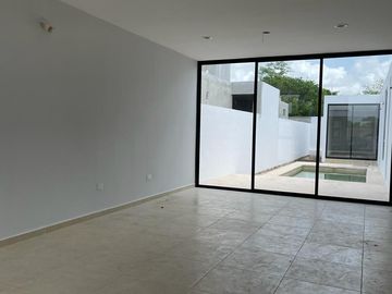 Casa en venta de una planta en privada en Conkal al norte de Mérida