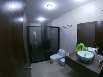HERMOSA CASA EN VENTA EN FRACCIONAMIENTO PEÑÓN DE LAS CUMBRES!
