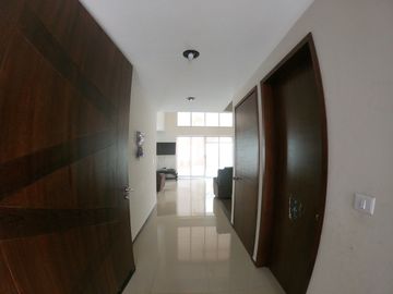 HERMOSA CASA EN VENTA EN FRACCIONAMIENTO PEÑÓN DE LAS CUMBRES!