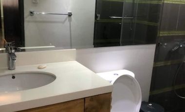 Rush Condominium for Sale 2 Bedrooms: 2BR Flat Condo for Sale in Edades Tower and Garden Villas Rockwell Center Makati