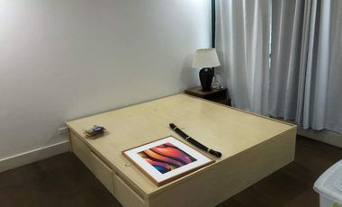 Rush Condominium for Sale 2 Bedrooms: 2BR Flat Condo for Sale in Edades Tower and Garden Villas Rockwell Center Makati