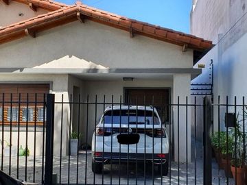 Casa en venta en Quilmes Centro