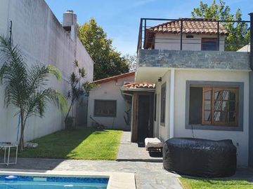 Casa en venta en Quilmes Centro