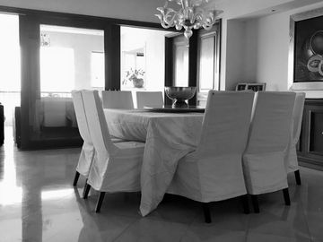 apartamento en venta en cristales. Cod V11334