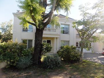 Casa -Venta - 4 dormitorios-Canning - Solar Del Bosque - Financiada -