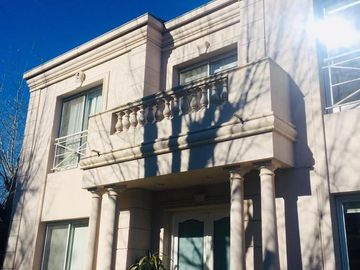 Casa -Venta - 4 dormitorios-Canning - Solar Del Bosque - Financiada -