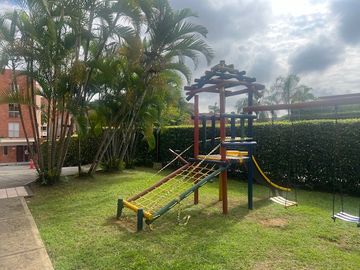 apartamento en venta en ciudad jardín. Cod V107991