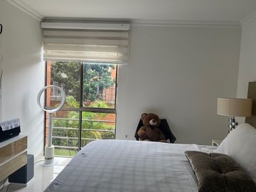 apartamento en venta en ciudad jardín. Cod V107991