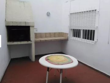DEPARTAMENTO RAMOS MEJIA POCAS CUADRAS DE LA ESTACIÓN