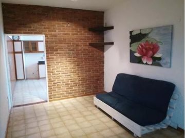 DEPARTAMENTO RAMOS MEJIA POCAS CUADRAS DE LA ESTACIÓN