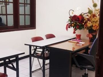 Dijual Rumah Full Furnish Di Satelit utara , Surabaya