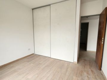 Departamento en venta en Remedios de Escalada Oeste