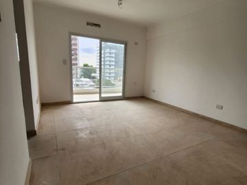 Departamento en venta en Remedios de Escalada Oeste