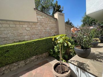 Casa en venta en Club de Golf Los Encinos