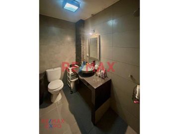 Muy lindo departamento en San Juan de Miraflores (  1 cuadra de panamericana ), cada rincón esta pensado para brindarte confort y funcionalidad. 
Sal