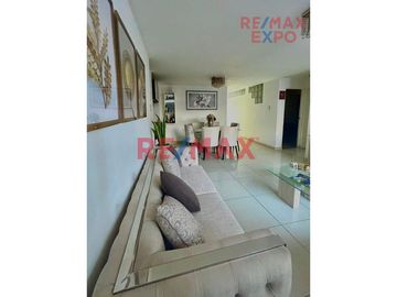 Muy lindo departamento en San Juan de Miraflores (  1 cuadra de panamericana ), cada rincón esta pensado para brindarte confort y funcionalidad. 
Sal