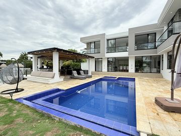 casa condominio en venta en el peñón. Cod V1588