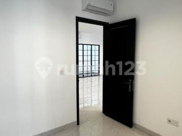 Disewa Villa Pasir Putih Uk 8X15 Semi Furnish Brand New
