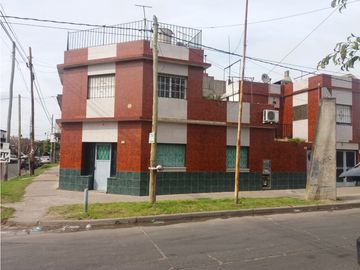 Zinny 304, Isidro Casanova