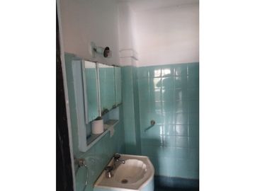 Zinny 304, Isidro Casanova