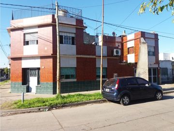 Zinny 304, Isidro Casanova