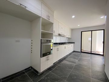 VENTA DE CASA DE USO 3 RECÁMARAS LA ANTIGUA CEMENTERA