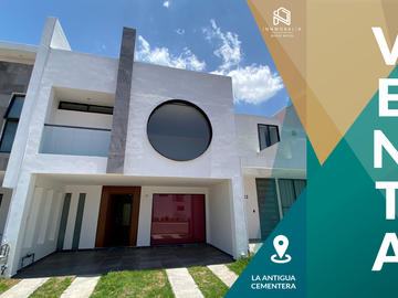 VENTA DE CASA DE USO 3 RECÁMARAS LA ANTIGUA CEMENTERA