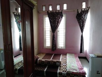 jual butuh rumah 2 lantai di sawangan