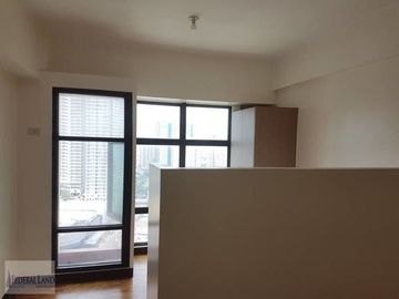 RFO Condo in makati rent to own condo for sale condo The oriental place