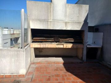 Colon 300 Moron - Departamento de dos ambientes en venta