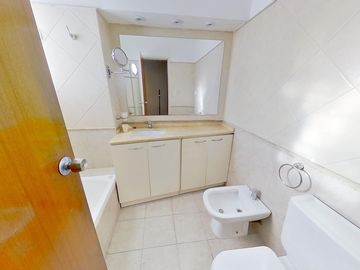 Departamento  3 Amb - 95 m2 - Cochera Fija - Balcón Terraza c /Parrilla - Muy Luminoso