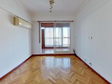 Departamento  3 Amb - 95 m2 - Cochera Fija - Balcón Terraza c /Parrilla - Muy Luminoso