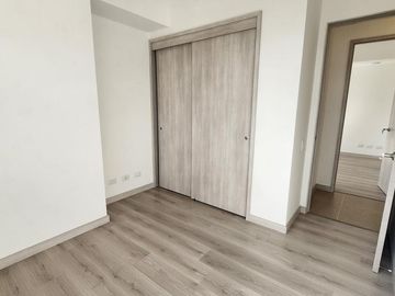 apartamento en venta en el poblado. Cod V12441