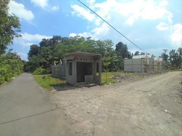 Rumah Cantik Mewah di Perum Karta Kirana residence