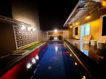 Rumah Villa di Jakal Bonus Funiture dan Kolam Renang