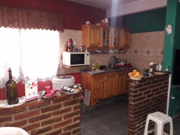 CASA DE DOS PLANTAS EN BOULOGNE