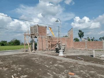 Modern Terkini Dalam Perumahan Taman Edelweis Klaten