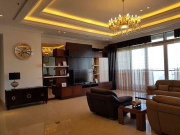 Luxury Raffles Ciputra Apartment Fully Furnished 4 BR