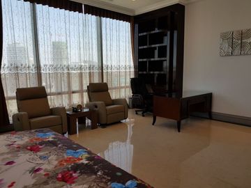 Luxury Raffles Ciputra Apartment Fully Furnished 4 BR
