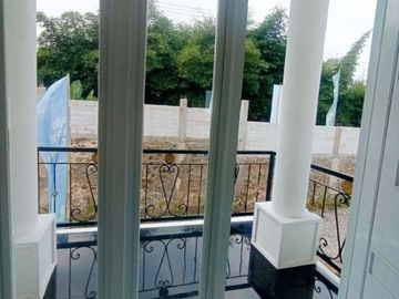 TERMURAH Rumah Villa 2LT Dekat tol Cileunyi Cinunuk Bandung Timur