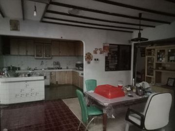 Di jual rumah jalan kupang baru, surabaya barat