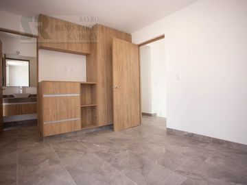 Casa con vista al Valle y Campo de Golf de Zibatá, Santiago de Querétaro Centro