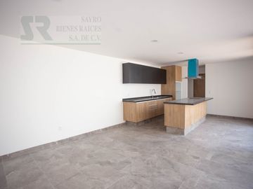 Casa con vista al Valle y Campo de Golf de Zibatá, Santiago de Querétaro Centro
