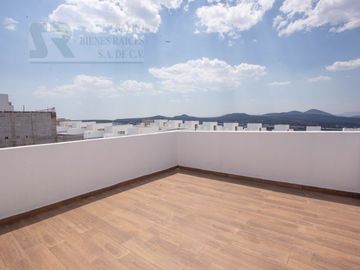 Casa con vista al Valle y Campo de Golf de Zibatá, Santiago de Querétaro Centro