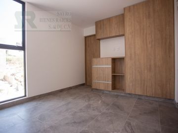 Casa con vista al Valle y Campo de Golf de Zibatá, Santiago de Querétaro Centro