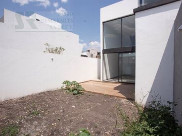 Casa con vista al Valle y Campo de Golf de Zibatá, Santiago de Querétaro Centro