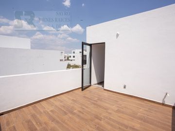 Casa con vista al Valle y Campo de Golf de Zibatá, Santiago de Querétaro Centro