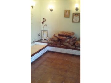 EN BLOCK 2 PH JUNTOS O SEPARADOS EN PLANTA BAJA Y PLANTA ALTA C/SUBDIV. TERMINADA APTO COMERCIAL